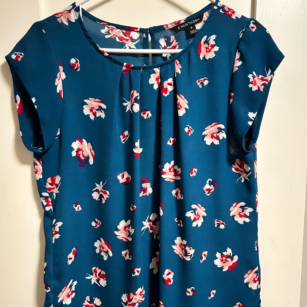 41 Hawthorn royal blue short-sleeved shirt, women's size medium